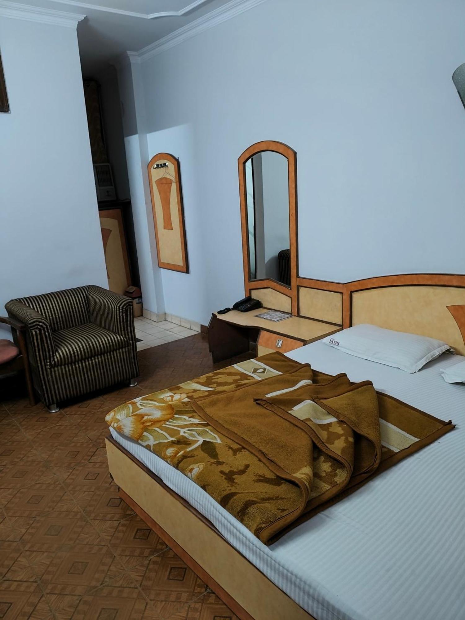 Hotel Yatri International New Delhi Bilik gambar