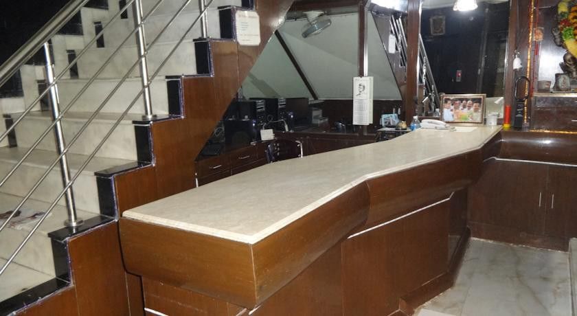 Hotel Yatri International New Delhi Luaran gambar